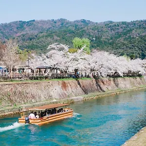 公寓式酒店 Sakura 風雅 ***